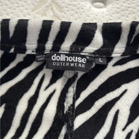 Dollhouse Black faux Leather Jacket with Zebra Lining - Picture 5 of 6